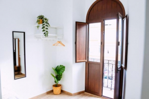 Triana Riverside Guesthouse Seville